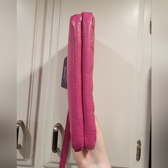 Daphne Damsel in Defense Concealed Collection Kari's Clutch - Picture 13 of 16